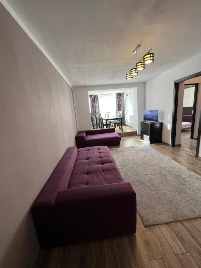 Nordic Sunny Apartment Сучава Екстер'єр фото